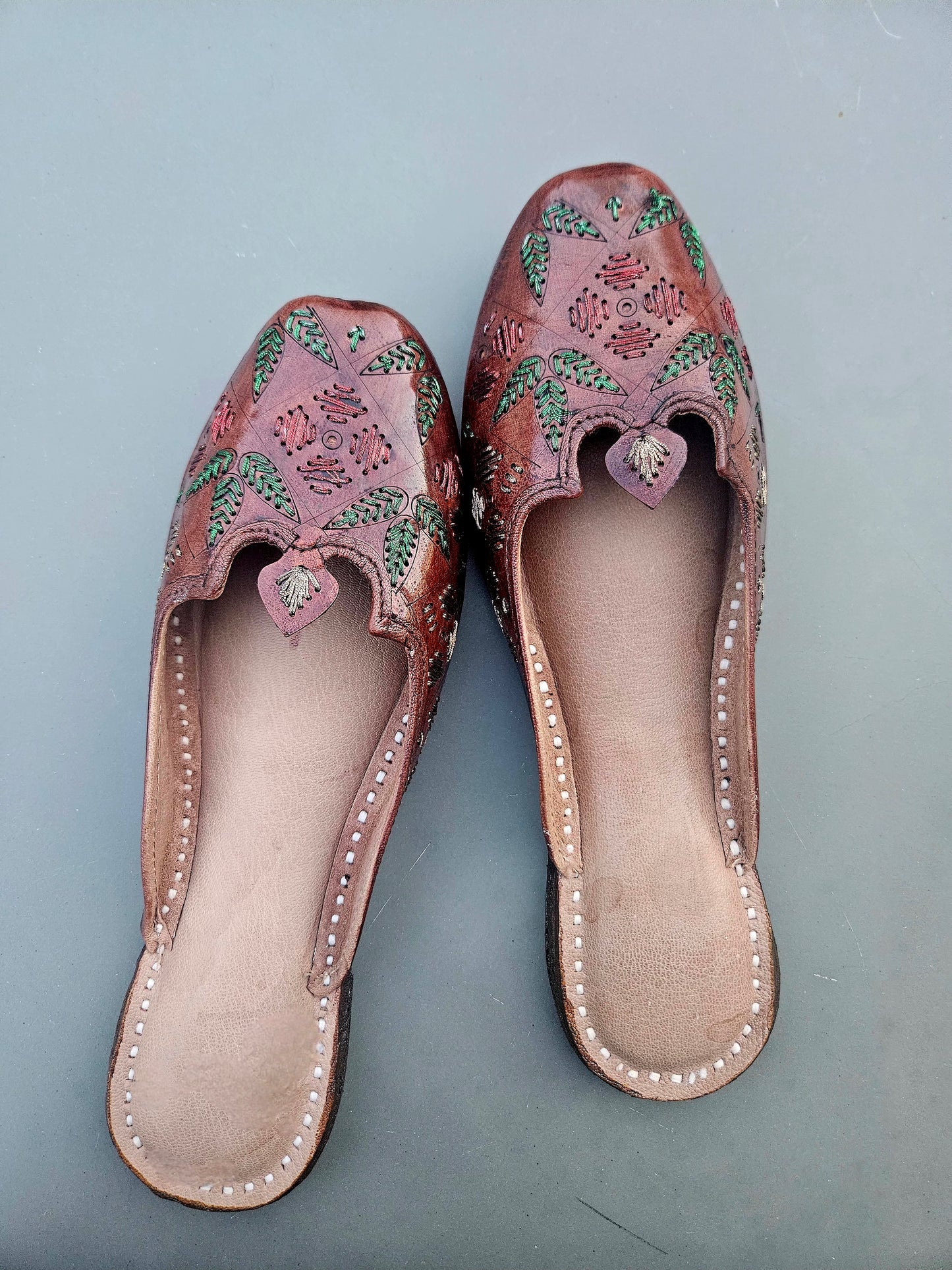 Nomi Slippers