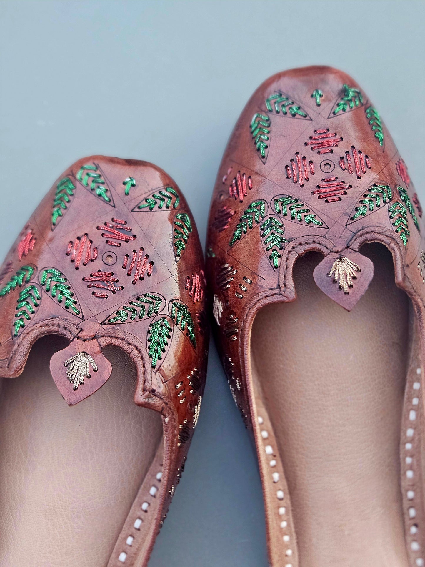 Nomi Slippers